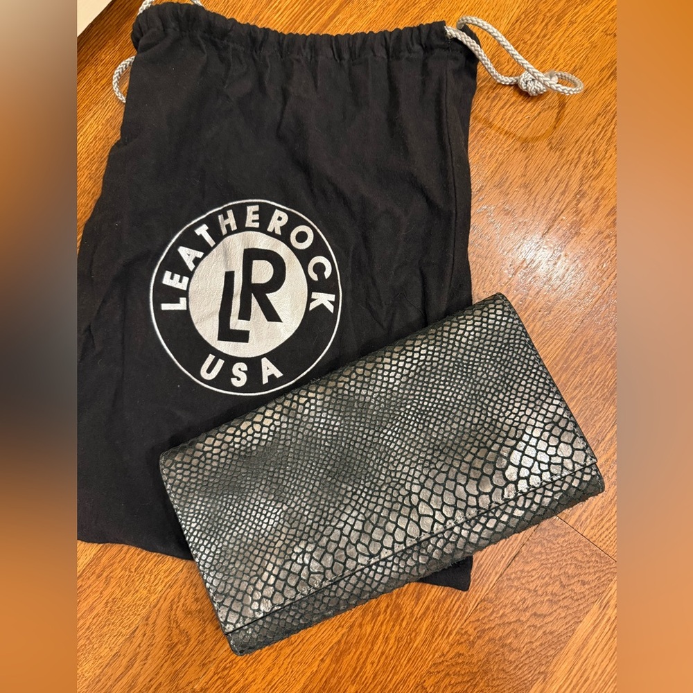 Leatherock Sloane Black and Silver Snakeskin print leather Clutch